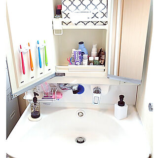 洗面台の鏡扉の中のインテリア実例 ｜ RoomClip（ルームクリップ）