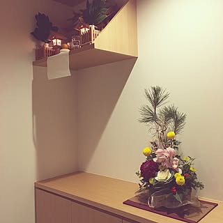 玄関 フラワーアレンジメントのおしゃれなインテリアコーディネート レイアウトの実例 Roomclip ルームクリップ