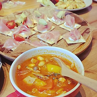 机/ニトリアカシアシリーズ/ニトリ食器/押し逃げばかりでごめんなさい/100均だいすき!...などのインテリア実例 - 2017-06-20 21:53:53