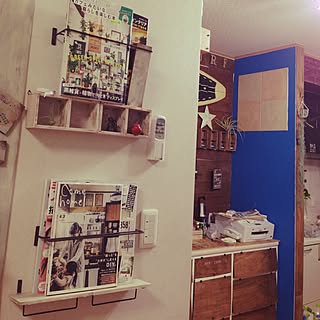 壁/天井/セリア水性ニスアースホワイト/セリアアイアンウォールラック/セリア木製ウォールBOX/セリア雑貨...などのインテリア実例 - 2016-08-17 22:44:02