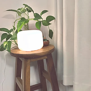 机/シンプル/無印ディヒューザー/ポトス水栽培/シンプルな暮らし...などのインテリア実例 - 2018-05-09 19:02:17