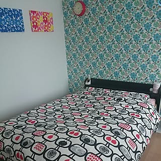 女性の、3LDK、家族住まいの「ベッド周り」についてのインテリア実例