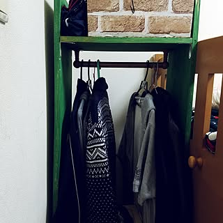 棚/オールドビレッジバターミルクペイント/木目調パイプ/ハンガーラックDIY/息子のお部屋のインテリア実例 - 2017-02-05 22:57:57