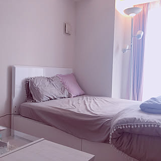ベッド周り ピンクとグレーのインテリア実例 Roomclip ルームクリップ