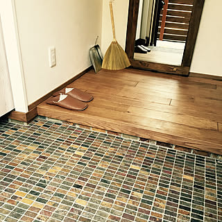 女性の、、の「玄関/入り口」についてのインテリア実例