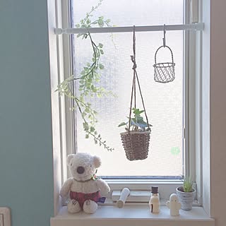 棚/ホワイトインテリア/小窓/ナチュラルインテリア/ナチュラル...などのインテリア実例 - 2017-01-25 14:06:02