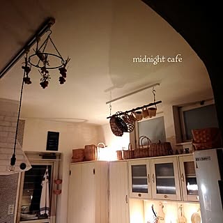 キッチン/壁紙屋本舗/バスケットディスプレイ/珪藻土セルフペイント/キッチンボードDIY...などのインテリア実例 - 2014-10-07 23:57:27