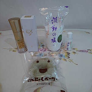 机/いつもいいね!ありがとうございます♪/波動の塩/蒟蒻ベーグル/ロイヤル化粧品...などのインテリア実例 - 2020-01-09 06:27:12
