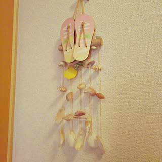 女性の、4LDK、家族住まいの「壁/天井」についてのインテリア実例