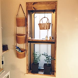 キッチン/小窓/文房具/カゴ/観葉植物...などのインテリア実例 - 2017-01-30 17:23:11