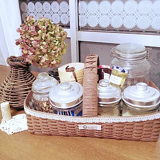 部屋全体/mokamokaさんのカゴ/アフタヌーンティーの紅茶/シルクの瓶たち/友達作のコースター...などのインテリア実例 - 2014-11-27 19:53:47