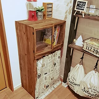 棚/カラーボックス/セリア/リメイクシート/キャンディポット...などのインテリア実例 - 2016-12-12 17:13:21