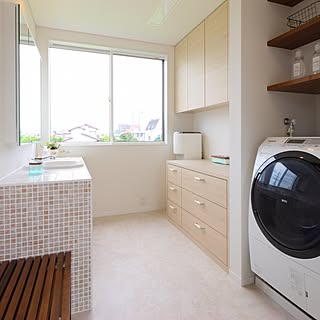 バス/トイレ/フロアタイル/デュラビット/家事スペース/ベンチ...などのインテリア実例 - 2016-10-22 00:15:44