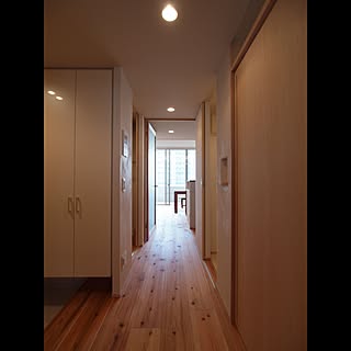 杉フローリングと黒芯ウッドデッキのある築浅マンションリノベーション/玄関/入り口/廊下/ホールのインテリア実例 - 2017-04-16 00:13:38