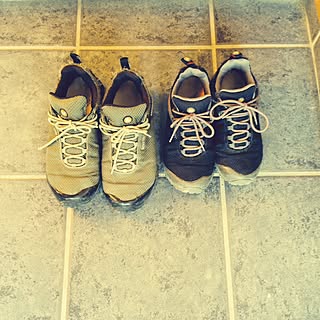 玄関/入り口/カメラマーク消したくて!/MERRELL/インテリアじゃなくてすみません(>_<)/春になったら15年笑のインテリア実例 - 2015-01-20 09:25:13