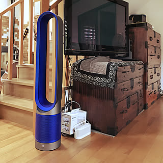 部屋全体/夫婦円満/アンティーク箪笥のTV台/ダイソンの空気清浄機/SONYお手元テレビスピーカー...などのインテリア実例 - 2017-08-09 12:24:41