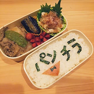 机/一軒家/インテリアじゃなくてごめんなさい/こどもと暮らす/コラボハウス...などのインテリア実例 - 2016-12-29 18:51:28