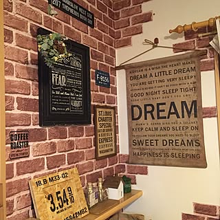 リビング/カフェ風/レンガシート/セリアナンバープレート/バスサイン風...などのインテリア実例 - 2015-07-30 20:36:33