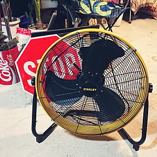 扇風機 ガレージのインテリア実例 Roomclip ルームクリップ