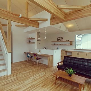 勾配天井 二階リビングのインテリア実例 Roomclip ルームクリップ