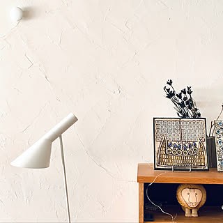 女性の、2LDK、家族住まいの「棚」についてのインテリア実例