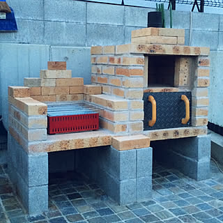 蓄熱暖房機 ラッセルジャパン 耐熱レンガをピザ窯に？ 解体、引き取り ...