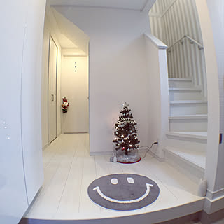 白い床 玄関マットのインテリア実例 ｜ RoomClip（ルームクリップ）