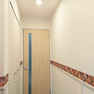 玄関/入り口/コラベルタイル柄/ホワイト/マステでイメチェン/マステ/マスキングテープ...などのインテリア実例 - 2017-02-17 09:18:54