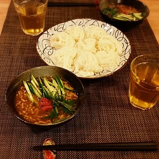 机/ニトリのお皿/ニトリのランチョンマット/つけ素麺/手抜き料理のインテリア実例 - 2015-06-10 23:02:33