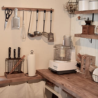 女性の、、家族住まいの「壁/天井」についてのインテリア実例