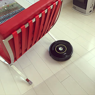 部屋全体/ヤツ(ルンバ)/暮らしの一コマ/一人暮らし/10000人の暮らしのインテリア実例 - 2018-03-10 10:21:19