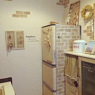 キッチン/Lapinさんの作品/h.yちゃんのシューモールド♡/レンガシート/リース 手作り/kohakuruさんのルーバー...などのインテリア実例 - 2016-04-07 14:41:22