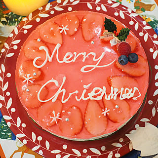 部屋全体/クリスマスケーキ手作り/クリスマスケーキ/クリスマス仕様/クリスマスディスプレイ...などのインテリア実例 - 2018-12-25 20:39:21