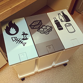 ラベル自作/キャスター付きゴミ箱/シンク下ゴミ箱/シンク下オープン/中古を買ってリノベーション...などのインテリア実例 - 2019-04-04 11:51:31