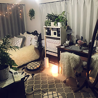 部屋全体/間接照明/ホワイトグレー/海外インテリア/観葉植物/一人暮らし...などのインテリア実例 - 2019-01-01 03:12:45