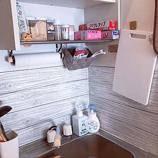 狭いキッチンを使いやすく/リメイクシート/10分でできる/吊り下げ収納/100均アイテム...などのインテリア実例 - 2019-05-26 08:46:54