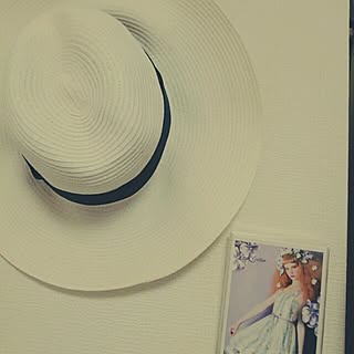 壁/天井/帽子/白/ポストカード/IKEA...などのインテリア実例 - 2016-07-04 16:29:30