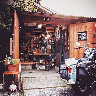 バイクガレージ インダストリアルのインテリア実例 Roomclip ルームクリップ