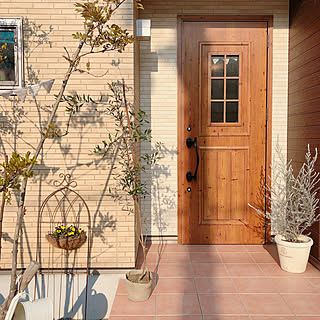 ナチュラルカントリー 玄関ドア Lixilのインテリア実例 Roomclip ルームクリップ