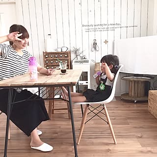 リビング/ソフィアの水筒がポイント。笑/2ショット/孫ちゃん♡/昨日の癒し時間...などのインテリア実例 - 2016-06-16 10:19:05