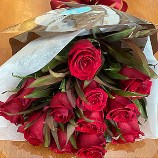花束をもらいました/花束/結婚記念日♡/結婚記念日/結婚記念日に旦那様から♡...などのインテリア実例 - 2020-08-08 12:58:47