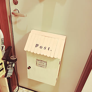 100円均一 郵便受けのまとめページ Roomclip ルームクリップ