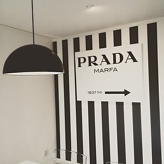 Prada プラダ 輸入壁紙 輸入住宅のまとめページ Roomclip ルームクリップ