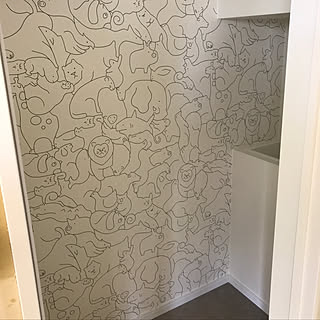 アニマル アクセントクロスのおしゃれなアレンジ 飾り方のインテリア実例 Roomclip ルームクリップ