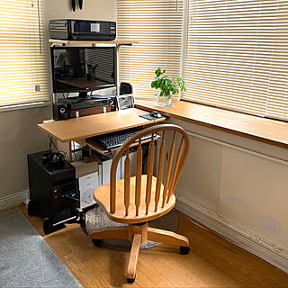 PCデスク/白の壁紙/シンプルに暮らす/観葉植物/観葉植物のある暮らし...などのインテリア実例 - 2020-06-24 14:52:05