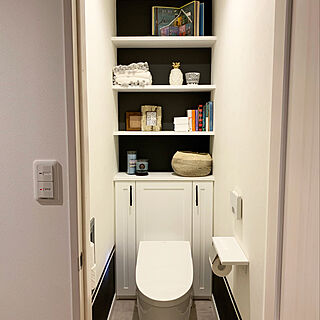トイレ収納 Totoトイレのアイデア おしゃれなインテリア実例 Roomclip ルームクリップ