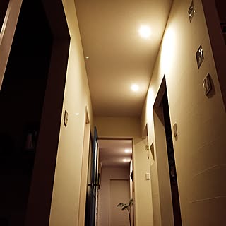 ダウンライトは壁側に のインテリア実例 Roomclip ルームクリップ