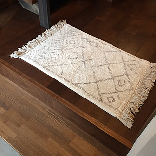 ベニワレン 風/新調しました/玄関マット/ミックスインテリア/海外インテリアに憧れる...などのインテリア実例 - 2019-09-22 01:03:23