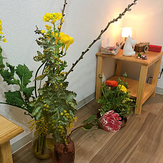 花瓶 菜の花のおしゃれなアレンジ 飾り方のインテリア実例 Roomclip ルームクリップ