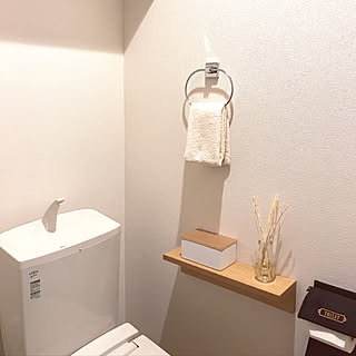 バス トイレ ルームフレグランスのおしゃれなアレンジ 飾り方のインテリア実例 Roomclip ルームクリップ